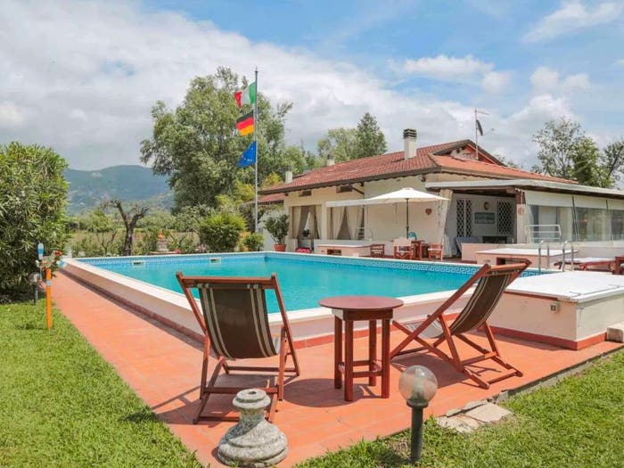 Casa con 6 locali in vendita in Via Martiri Di Sant'Anna, Vaiana, Forte dei Marmi