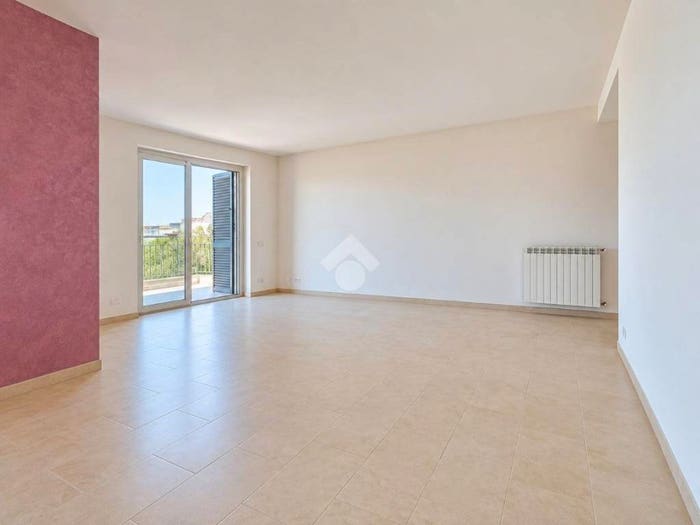 Appartamento trilocale in vendita in Villaggio grazia, San Pietro Santa Maria delle Grazie, Milazzo