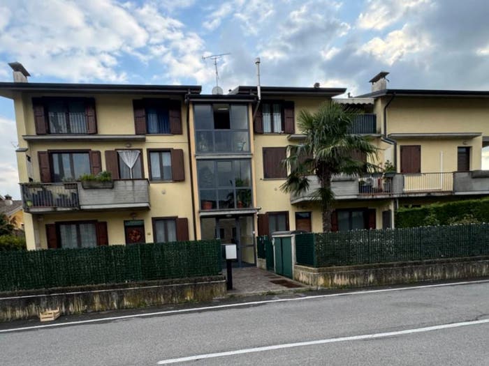 Appartamento trilocale in vendita in Via Martiri della Libertà, Chiuduno