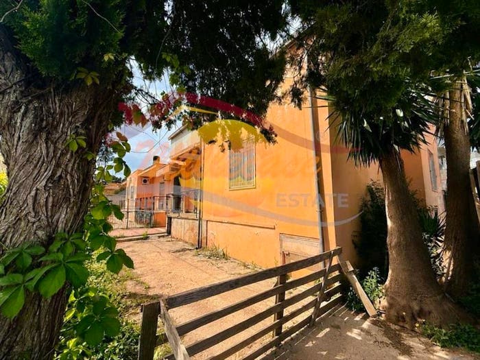 Casa con 5 locali in vendita in Viale Edoardo Garrone, Città Giardino, Melilli