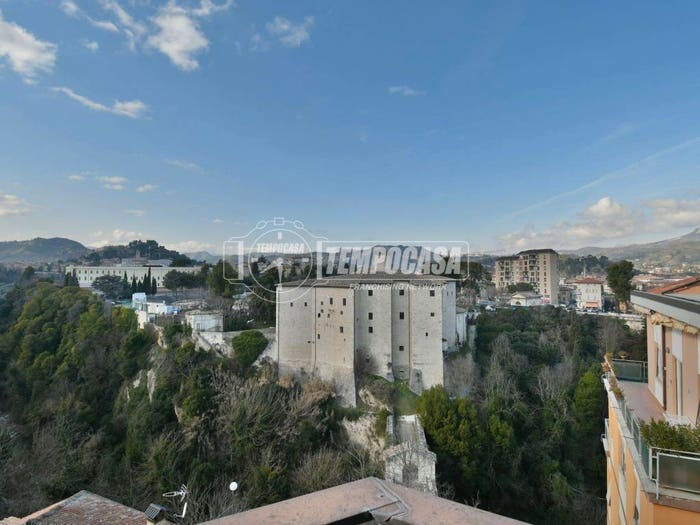 Casa quadrilocale in vendita in Piazzale Don Benvenuto Cantalamessa, Ascoli Piceno