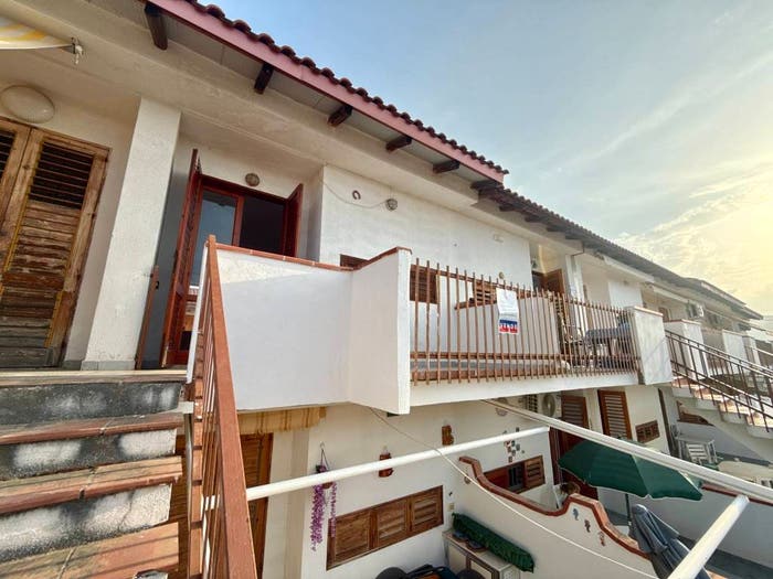 Appartamento bilocale in vendita in Via Archimede, Siena, Furnari