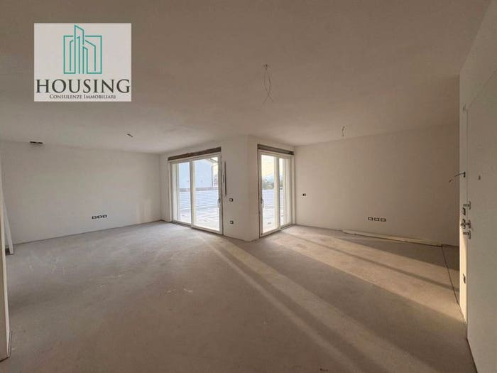 Casa con 5 locali in vendita in Via Marza, Centro, Montegrotto Terme