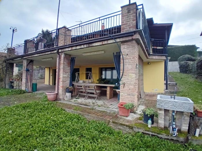 Casa con 6 locali in vendita in Frazione Gaminara, Rocca Susella