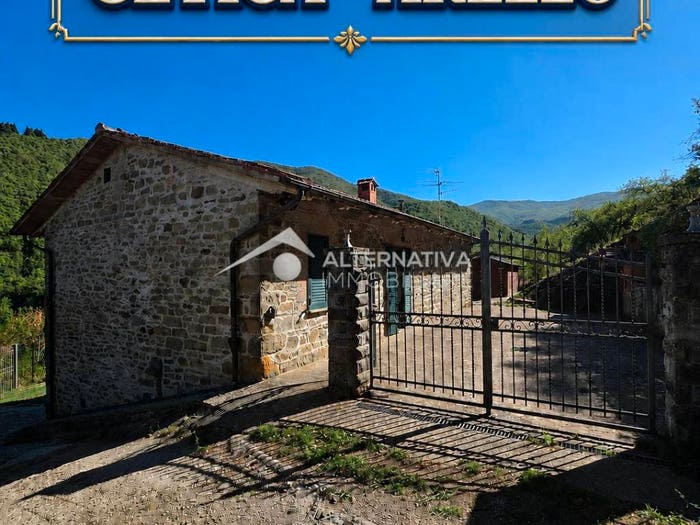 Casa con 6 locali in vendita in Cetica, Castel San Niccolò