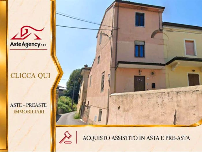 Casa trilocale in vendita in Piazza Europa, Credera, Credera Rubbiano