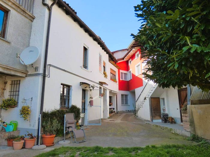 Casa trilocale in vendita in Via Repubblica, Bedero, Brezzo di Bedero