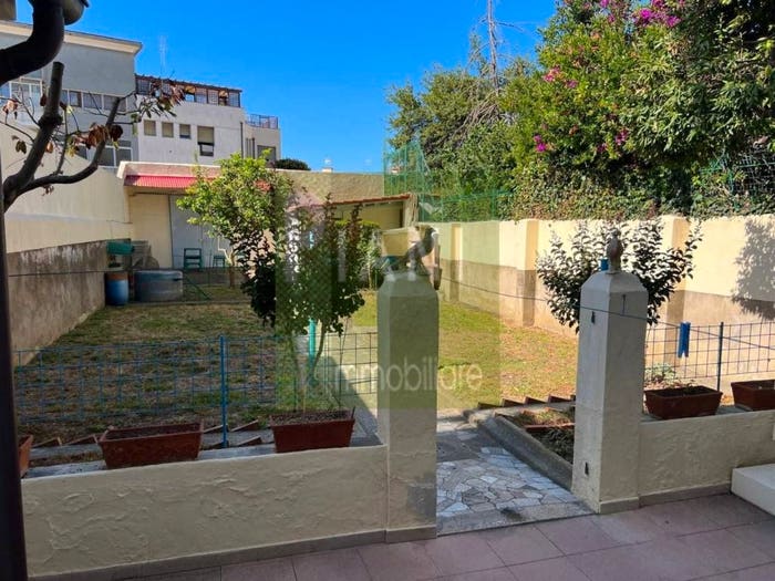 Appartamento quadrilocale in vendita in Calzabigi, Livorno