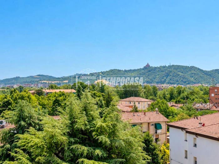 Appartamento con 5 locali in vendita in Via Rotta, Casteldebole, Bologna