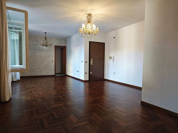 Appartamento trilocale in vendita in Centro Storico, Ravenna