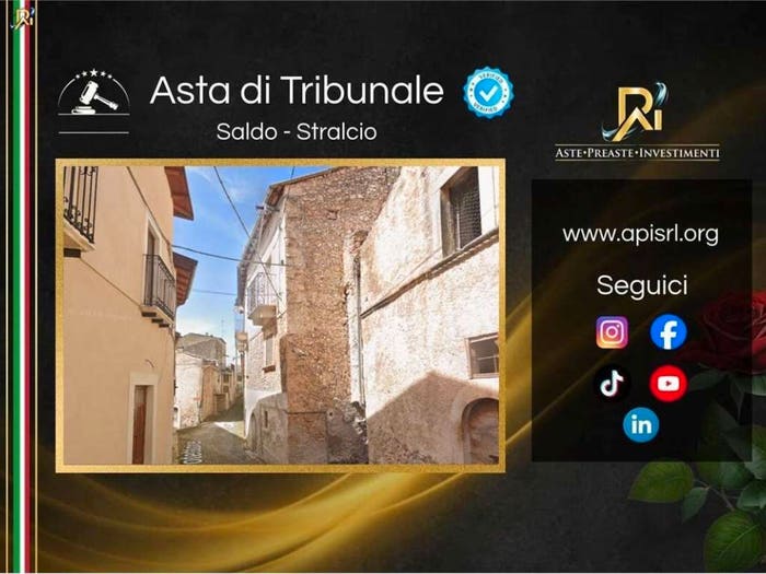 Casa trilocale in vendita in Via Garibaldi, Castelnuovo, San Pio delle Camere