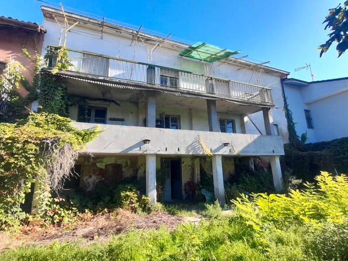 Casa con 6 locali in vendita in Via Guglielmo Marconi, Centro, Cunico