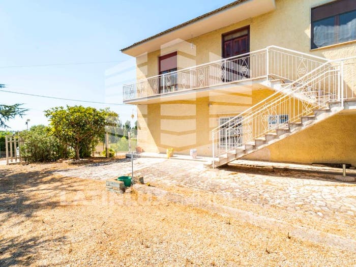 Casa quadrilocale in vendita in Montello Ferriere, Latina