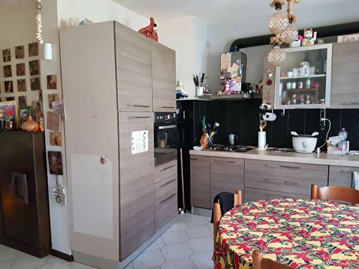 Casa con 6 locali in vendita in Area Residenziale Cuccurano Cuccurano Carrara Monte Giove, Cuccurano Carrara, Fano