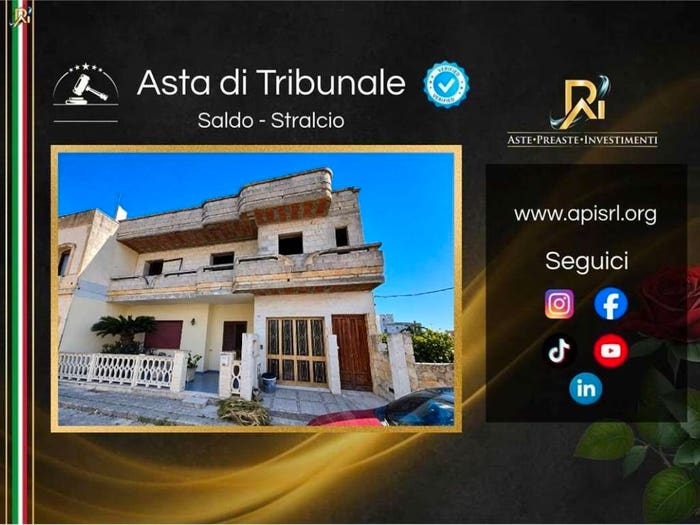 Casa quadrilocale in vendita in Via Milite Ignoto, Melissano
