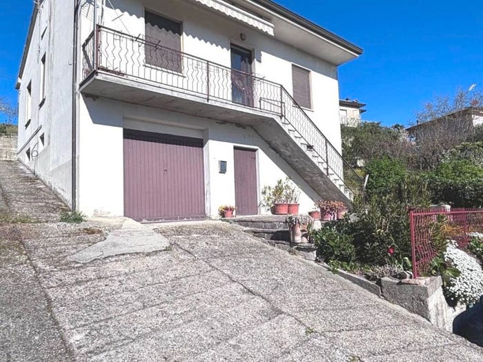 Casa trilocale in vendita in SP, Centro, Vernasca
