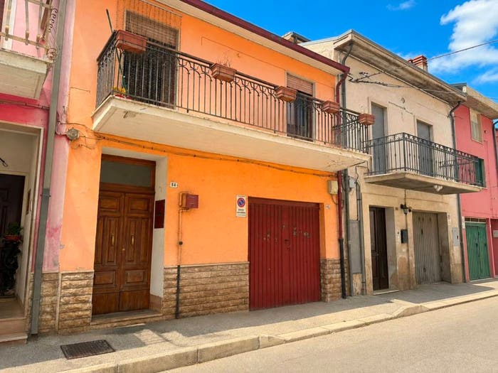 Casa quadrilocale in vendita in Via Messina, Centro, Avezzano