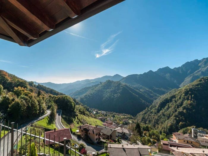 Appartamento bilocale in vendita in Via Papa Giovanni XXIII, Villa D'Oneta, Oneta