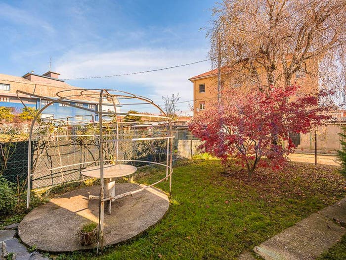 Casa con 6 locali in vendita in Via Piero Maffei, Centro, Cossato