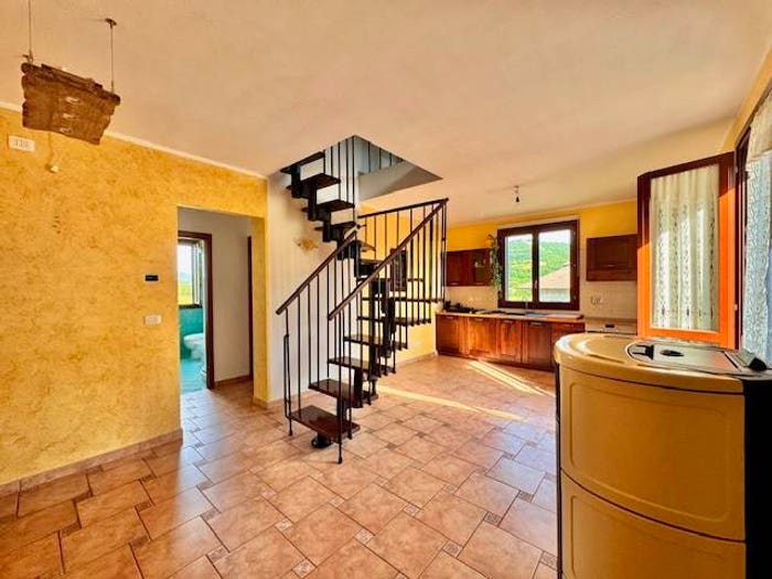Casa con 6 locali in vendita in Via Aldo Moro, Gaggio Montano