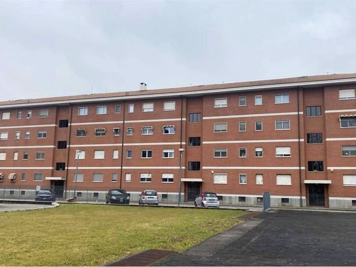 Appartamento quadrilocale in vendita in Via Michele Coppino, Centro, Orbassano