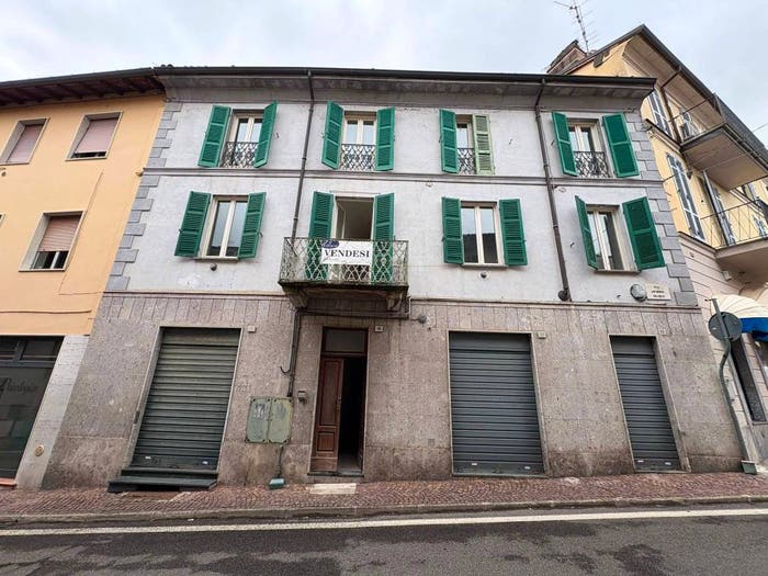 Casa con 6 locali in vendita in Via Antonio Gramsci, Centro, Casteggio