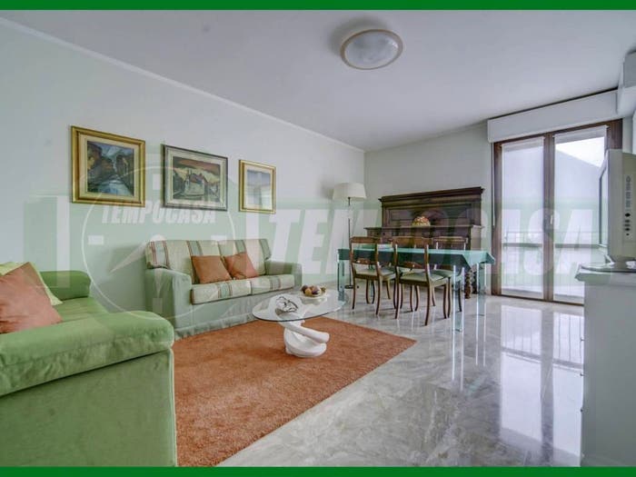 Appartamento trilocale in vendita in Via G Andlovitz, Laveno, LavenoMombello
