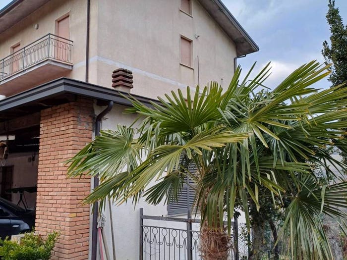 Appartamento trilocale in vendita in Coli