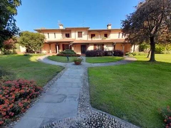 Casa con 5 locali in vendita in Pedrocchetta, Cazzago San Martino