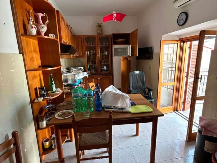 Appartamento trilocale in vendita in Vico Trastevere, Roccella Ionica