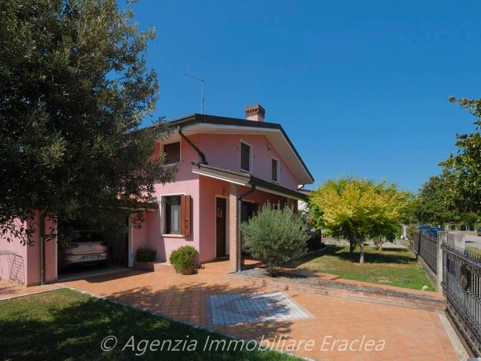 Casa con 6 locali in vendita in Via Don Bruno Trento, Crepaldo, Eraclea