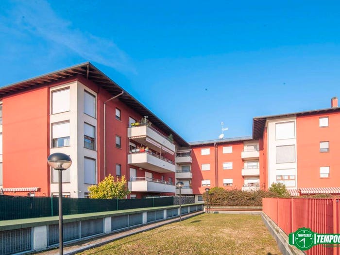 Appartamento trilocale in vendita in Via Bormio, Canegrate