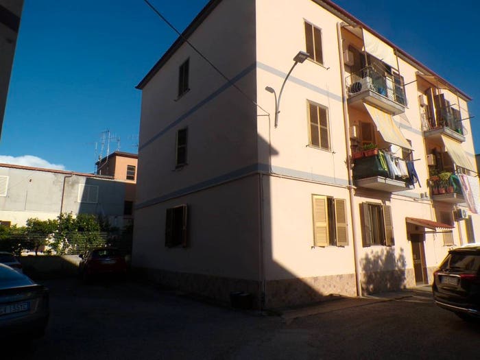 Appartamento trilocale in vendita in Via dei Peri, Centro, Aprilia