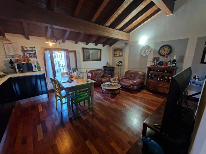 Appartamento trilocale in vendita in Via Amilcare Ponchielli, Castelverde