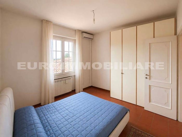 Appartamento quadrilocale in vendita in Viale Bornata, Panoramica, Brescia