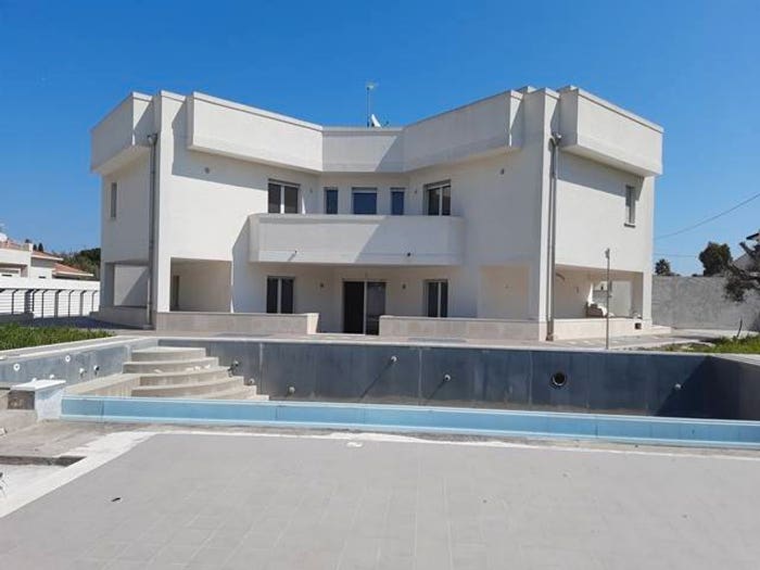 Casa con 6 locali in vendita in Via Tommaso Todisco, Bisceglie