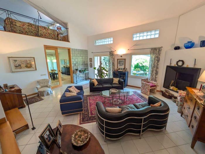 Casa con 6 locali in vendita in Città di Castello