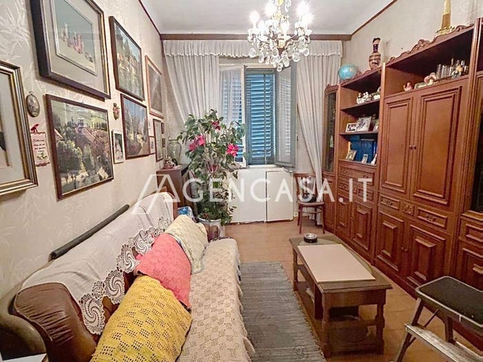 Appartamento trilocale in vendita in Porta Venezia, Milano