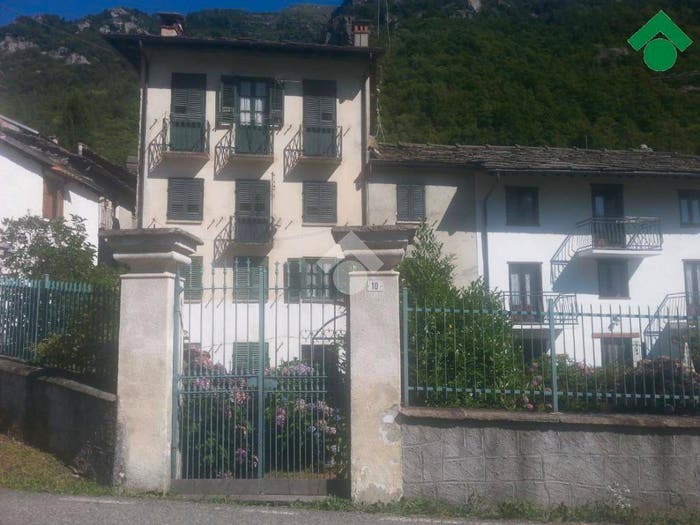 Appartamento trilocale in vendita in via mottera, Chialamberto