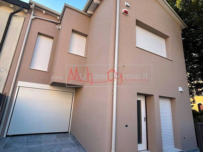 Casa con 5 locali in vendita in Via Sorio, Sacra Famiglia Basso Isonzo, Padova