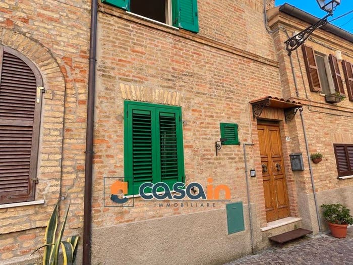 Casa quadrilocale in vendita in via orti, Centro, Monteprandone