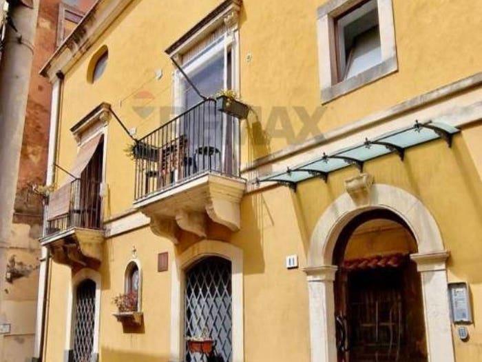 Appartamento bilocale in vendita in Via Delle Sciare, Centro Storico, Catania