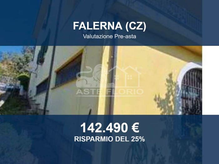 Casa con 6 locali in vendita in Via Petraro, Falerna Scalo, Falerna