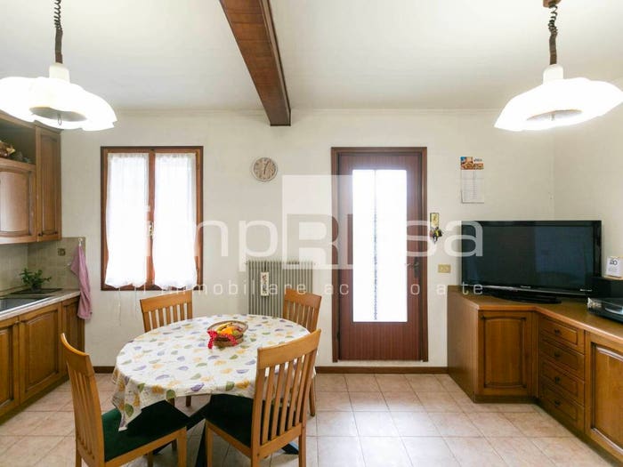 Appartamento trilocale in vendita in PIAZZA UMBERTO PRIMO, Centro, Meduna di Livenza