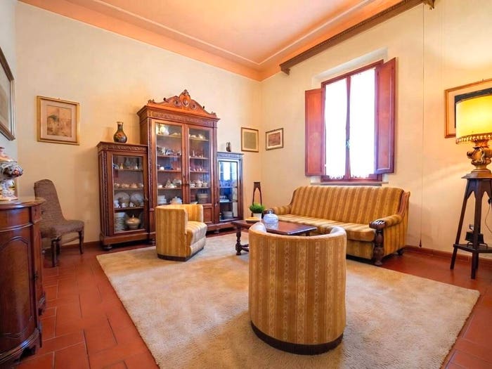 Casa con 6 locali in vendita in Strada Regionale di Val d'Elsa, Molin Nuovo Monterappoli, Empoli