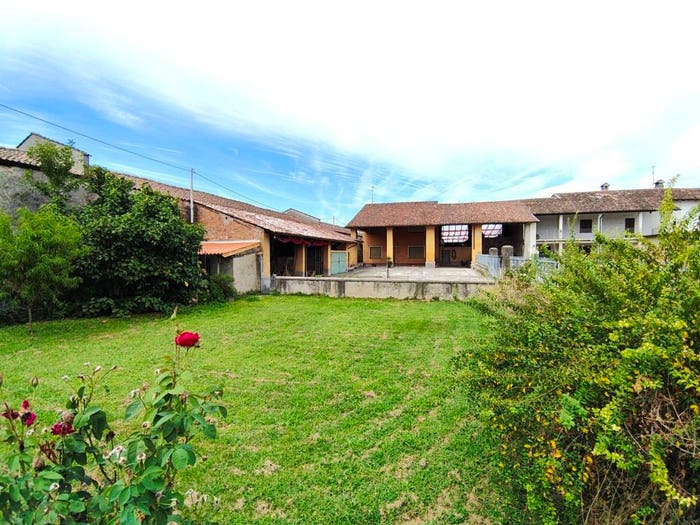 Casa con 6 locali in vendita in Via Moscazzano, Rovereto, Credera Rubbiano