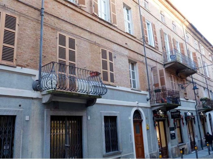 Appartamento con 5 locali in vendita in Via Carlo Alberto, Centro Storico, Moncalieri