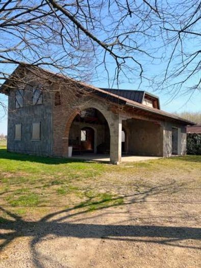 Casa in vendita in Via Roma, Centro, Loreggia