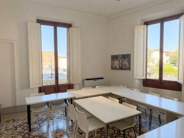 Appartamento con 6 locali in vendita in Piazza dell'Unità Italiana, Santa Maria Novella, Firenze