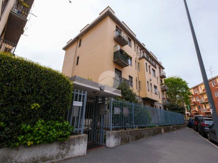 Appartamento monolocale in vendita in Via Valle Antigorio, Bisceglie, Milano